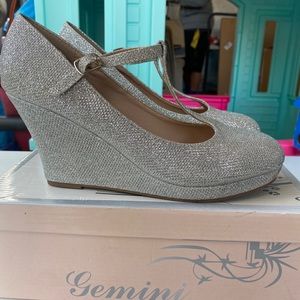 Womens Silver Wedges